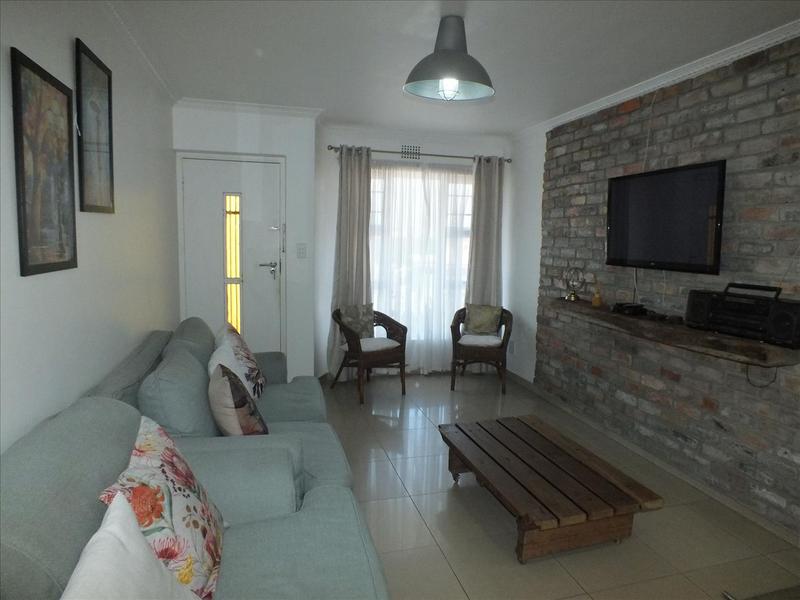 4 Bedroom Property for Sale in Mitchells Plain Central Western Cape